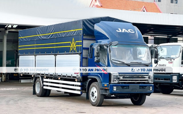 Jac N800 Plus E5 thùng mui bạt