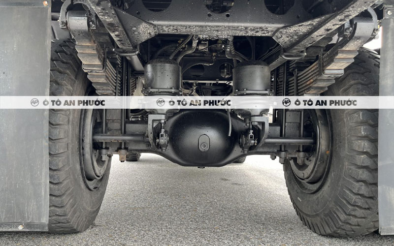 Khung gầm xe ben TMT Sinotruk 8T