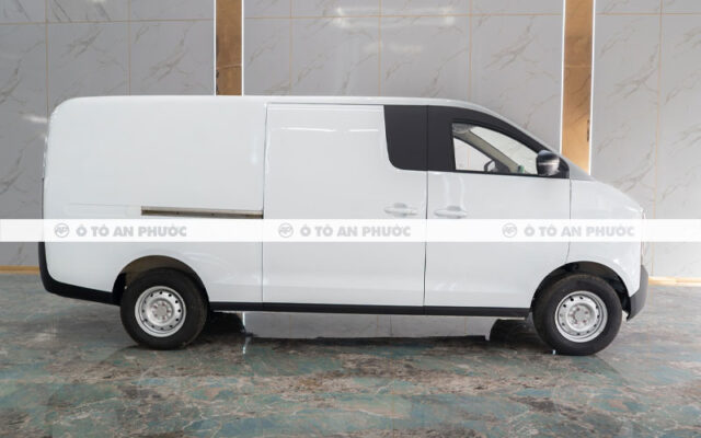 Thùng hàng xe van điện Kim Long