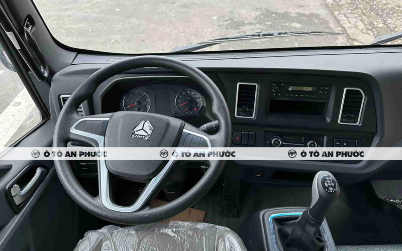 Nội thất xe ben TMT 8T6