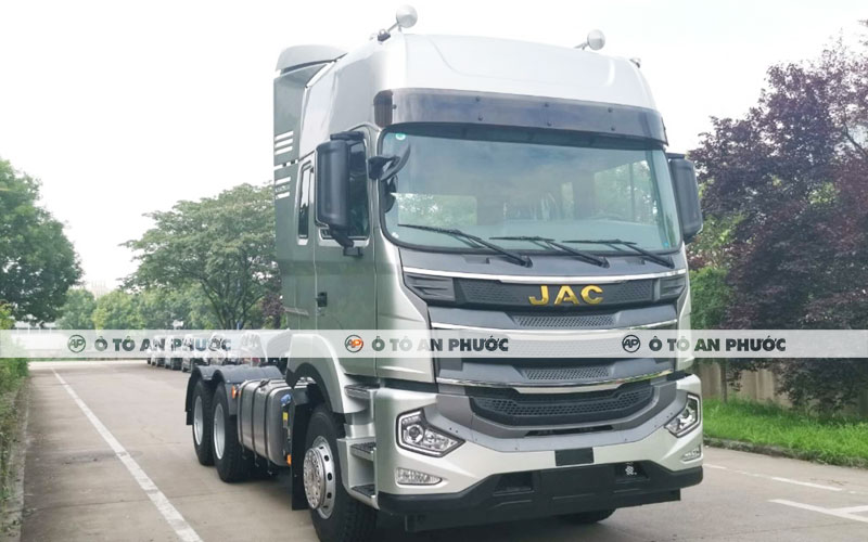 Đầu kéo Jac A5