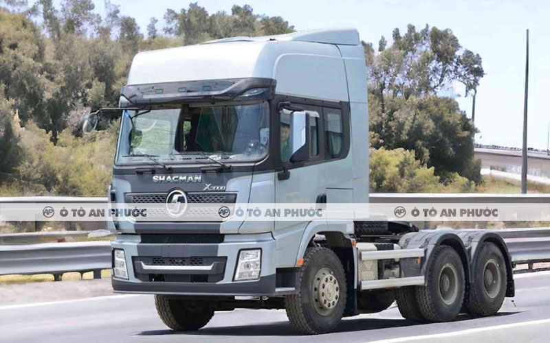 Ngoại thất xe đầu kéo Shacman X3000