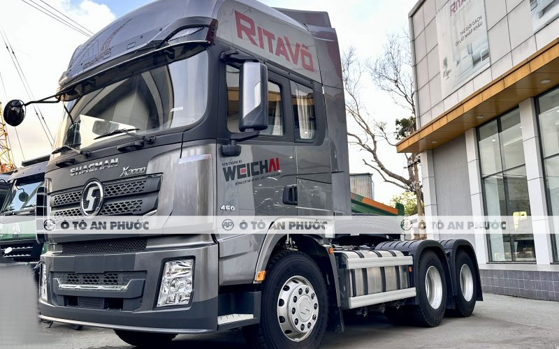 Ngoại thất xe đầu kéo Shacman X3000