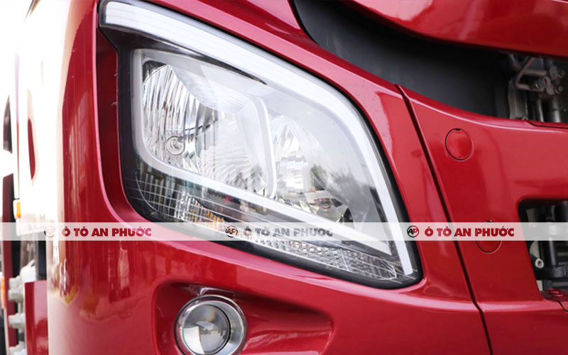 Ngoại thất hyundai xcient