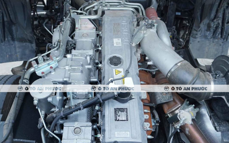 Động cơ Isuzu EXZ