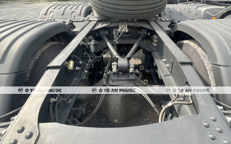 Khung gầm Dongfeng KL385