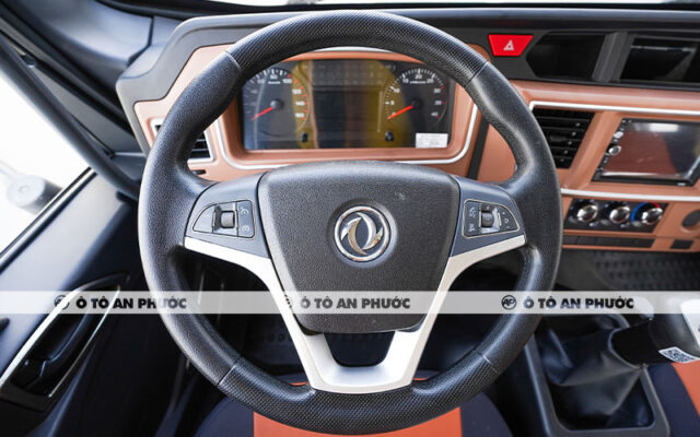 Nội thất xe tải Dongfeng X1