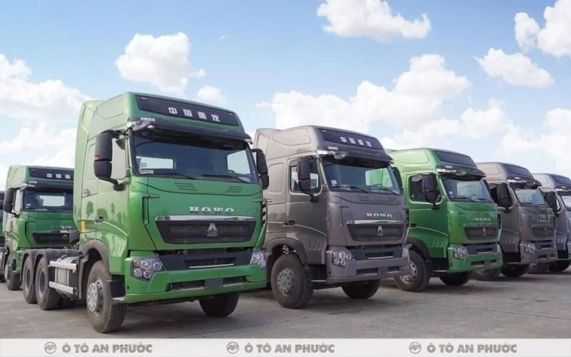 Giá xe đầu kéo Howo A7 420
