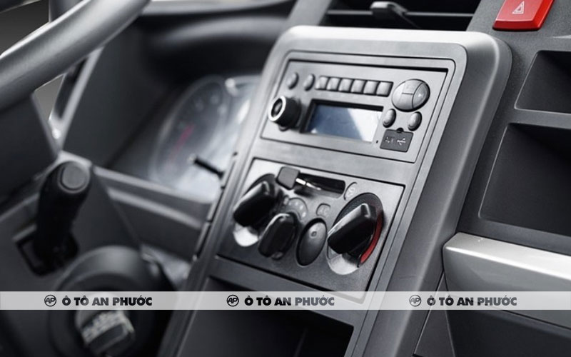 Nội thất Jac N250SL