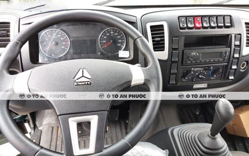 Nội thất xe ben TMT Sinotruk 6T45