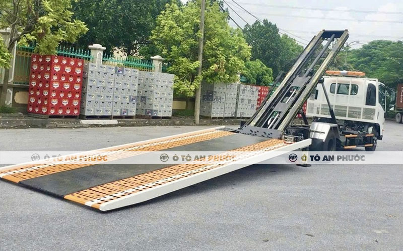Hệ thống kéo xe cứu hộ 2 chức năng Isuzu