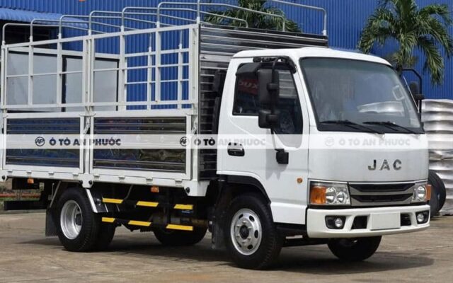 Jac H200 E5 thùng mui bạt