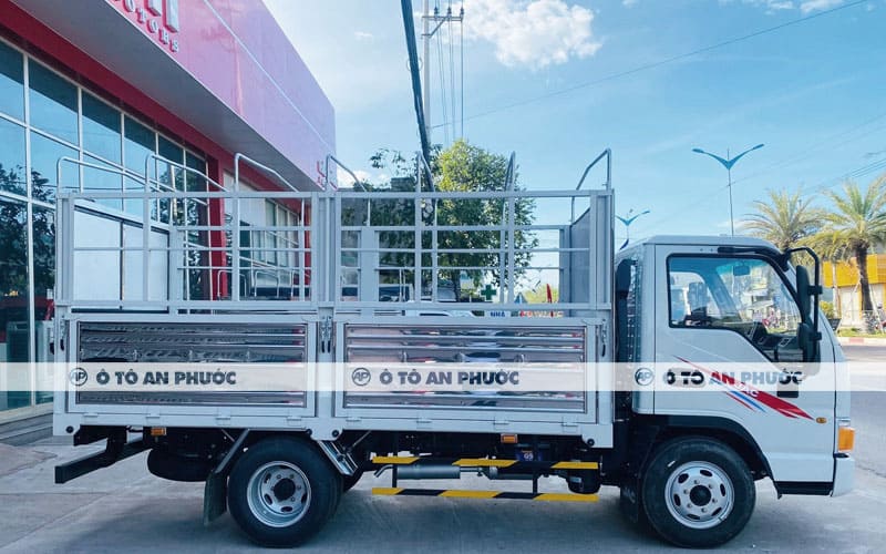 Jac H200 E5 thùng mui bạt