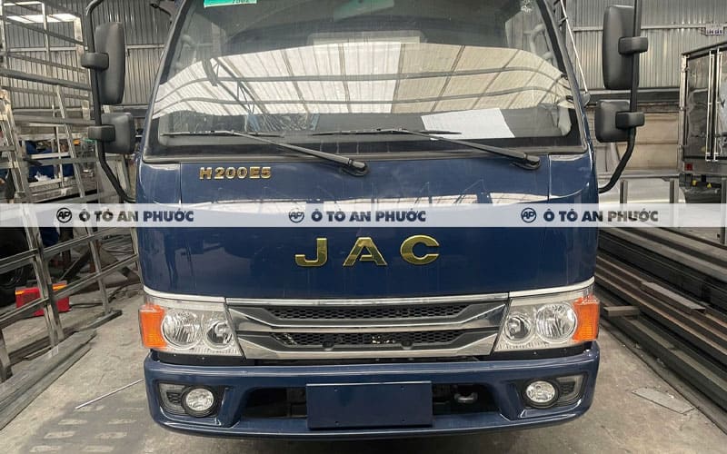Ngoại thất Jac H200 E5