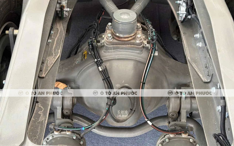 Cầu xe đầu kéo Howo G7