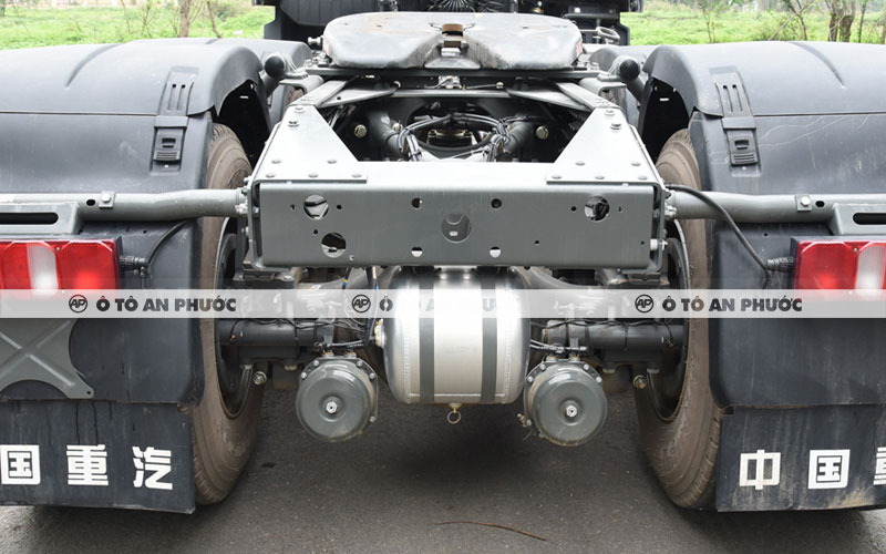 Khung chassis Howo NX440