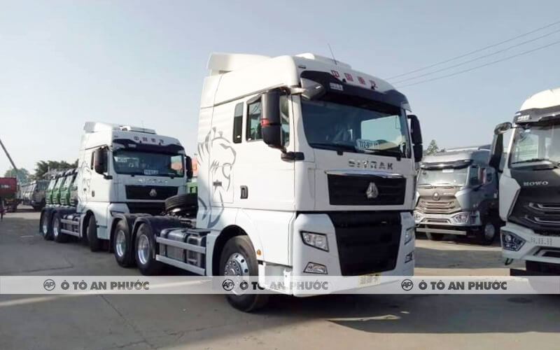 Giá xe đầu kéo Howo Sitrak G7