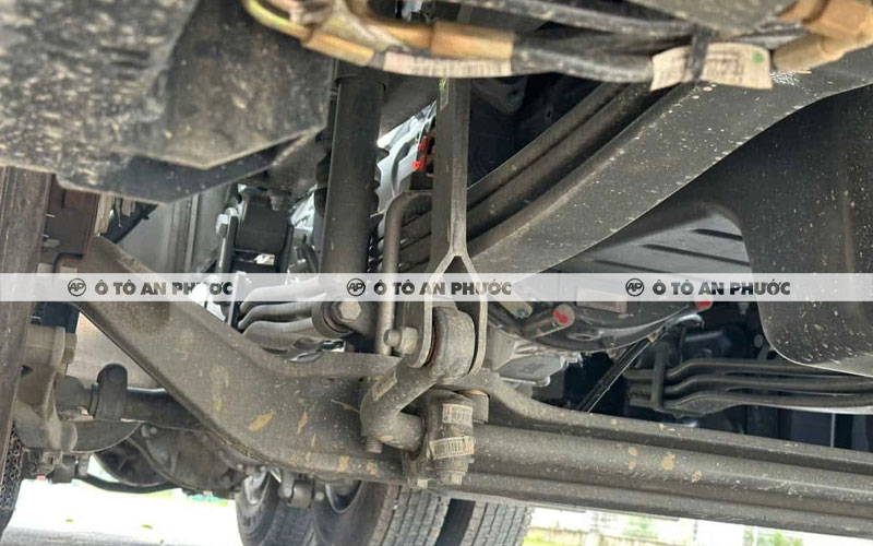 Hệ thống treo đầu kéo Howo 460 TH7