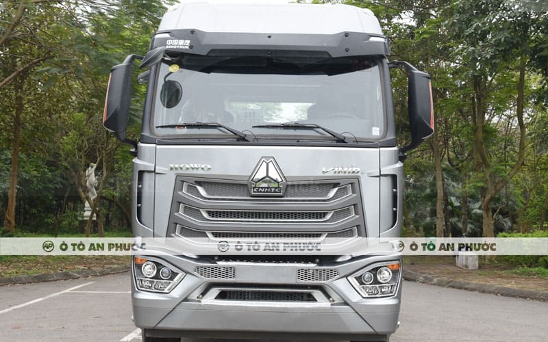 Ngoại thất Howo NX440