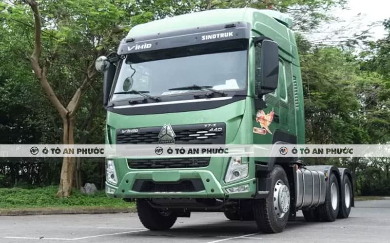 Ngoại thất Howo V7X 440