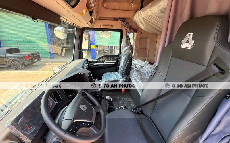 Nội thất Howo Sitrak G7 540HP