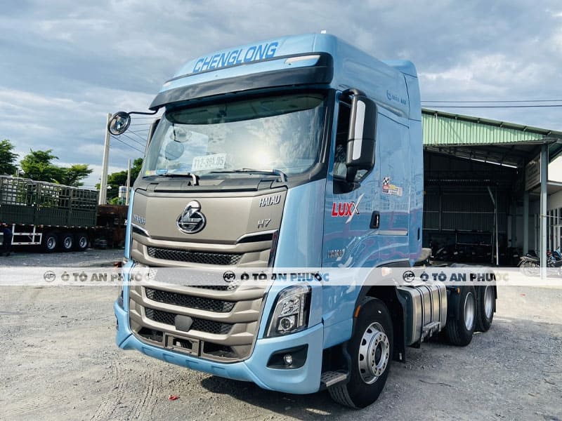 Xe đầu kéo Chenglong 7 445