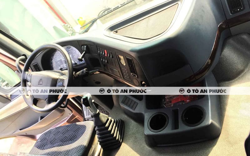Nội thất Howo V7G