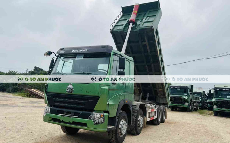 Thùng xe ben 4 chân Howo V7G