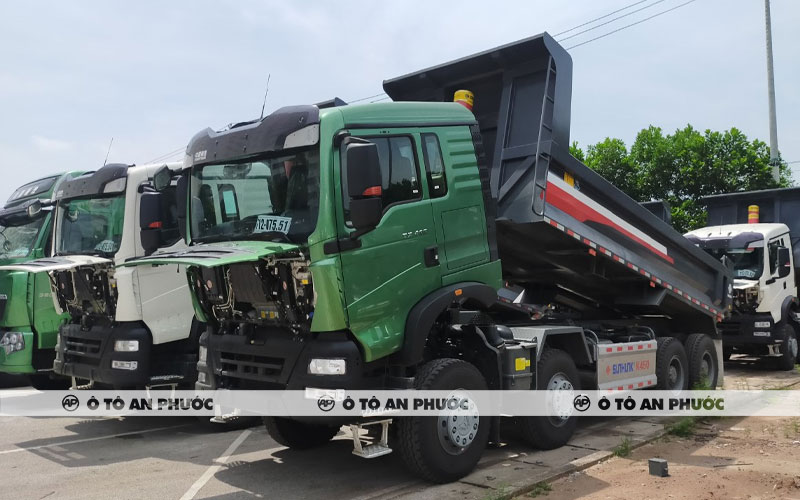 Giá xe ben 3 chân Howo TX 400