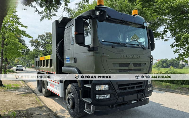 Ngoại thất xe ben Howo TX 400