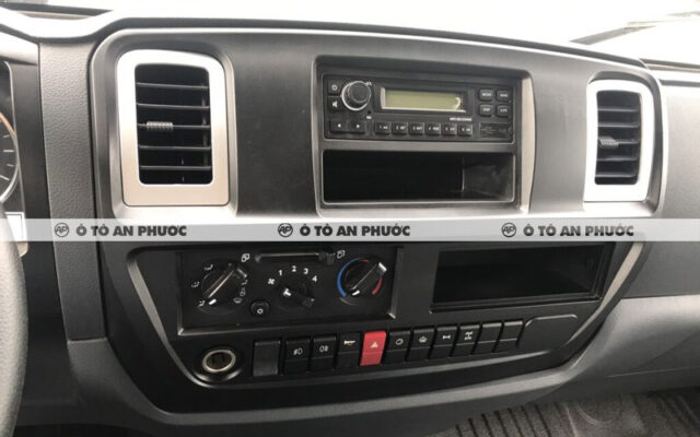 Nội thất xe ben Howo Sinotruk 9t