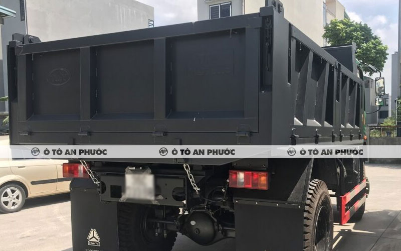 Thùng ben Howo Sinotruk 9 tấn